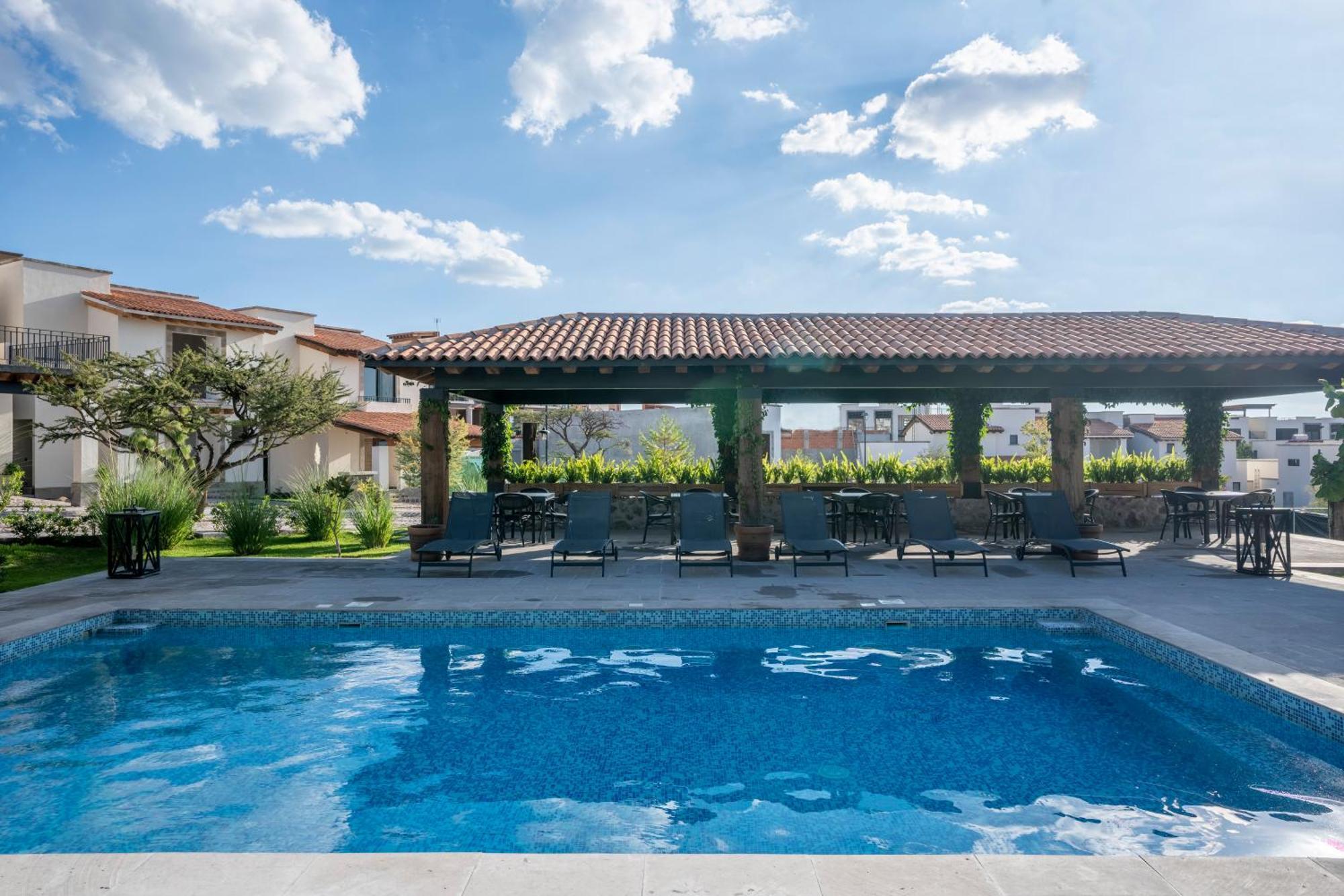 Private Sanctuary 4br With Pool And Gym Сasa de vacaciones