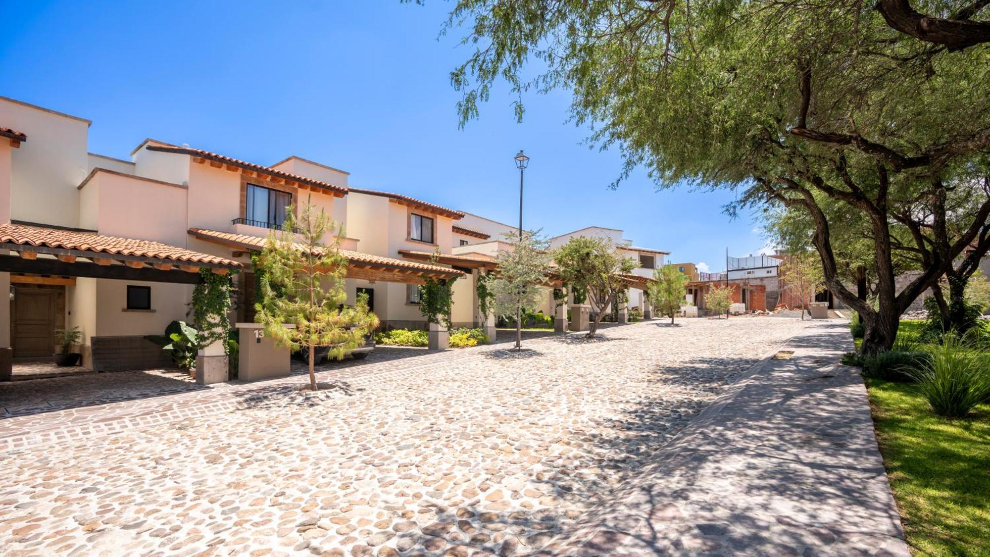 Private Sanctuary 4br With Pool And Gym Сasa de vacaciones San Miguel de Allende